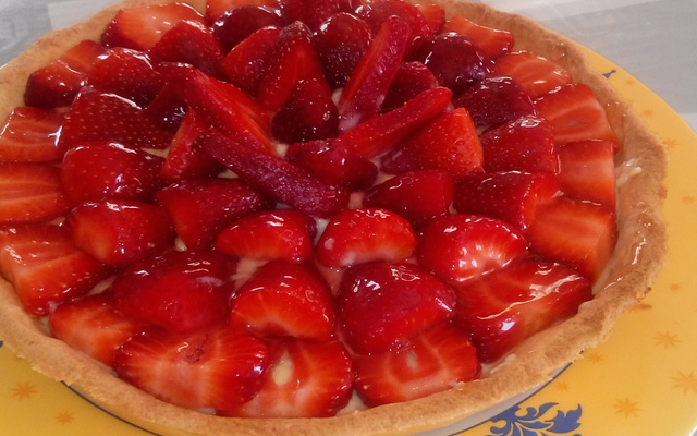 Tarte aux fraises traditionnelle à la crème pâtissière