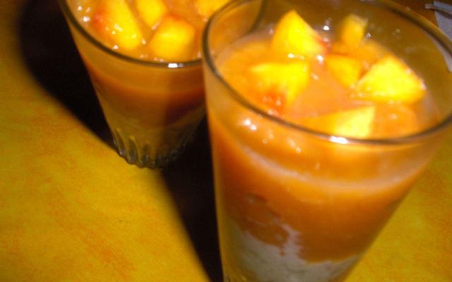 Verrines nectarine et chocolat blanc