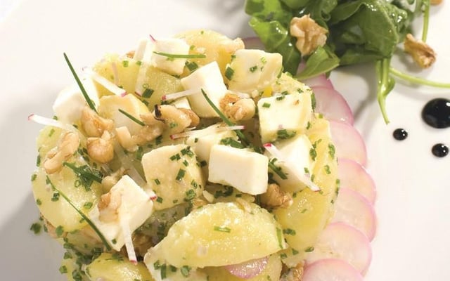 Salade de rattes et chavignol