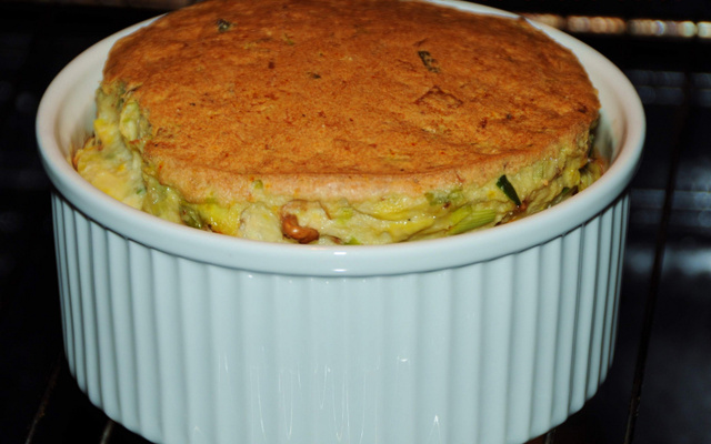 Soufflé aux poireaux, Roquefort et Noix
