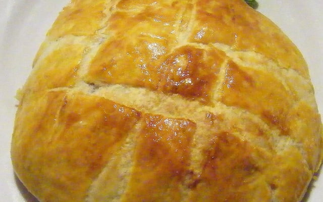 Tourte de tête de veau à la poire et à la fourme d'Ambert