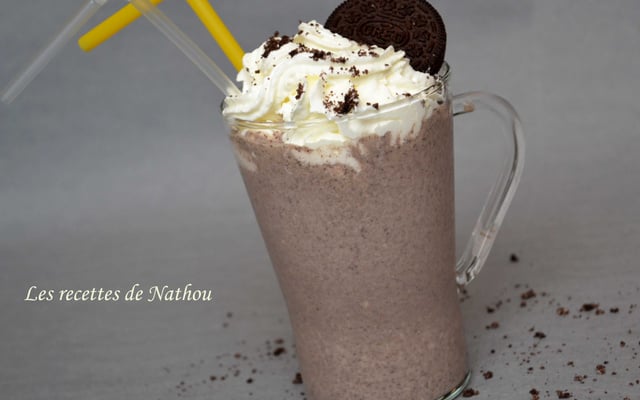 Milk-shake à la banane et Oréo