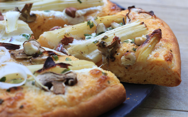 Pizza Healthy aux Asperges des Sables des Landes IGP et à la patate douce