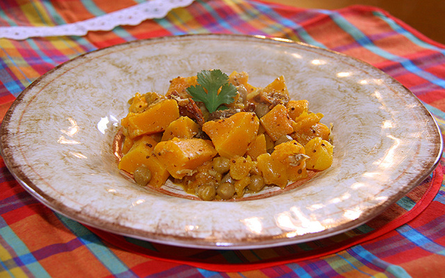Mijoté de butternut aux pois chiches et abricots secs