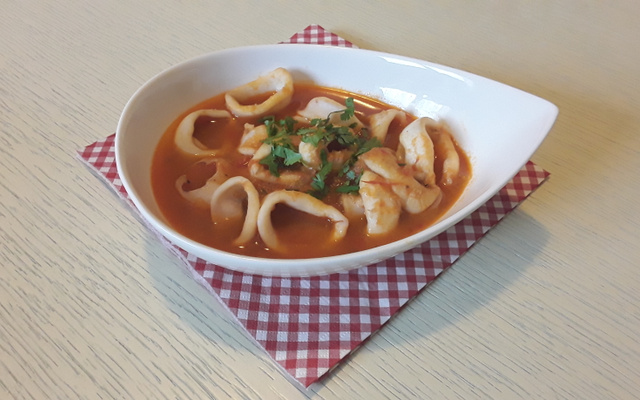 Calamars à la basquaise