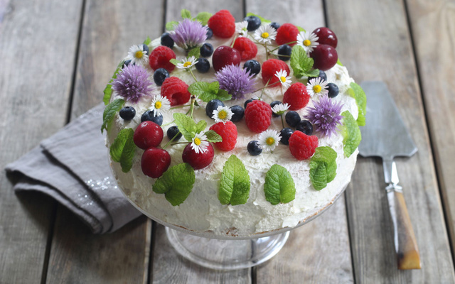 Garden cake
