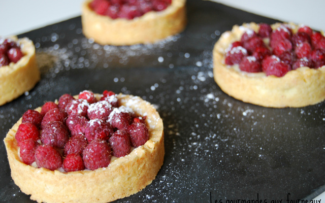 Tartelettes aux framboises et au citron