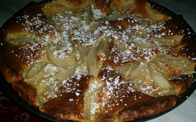 Clafoutis aux poires et aux pistaches