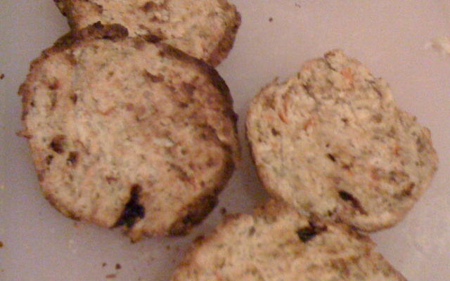 Petits pains gruyère-tomates-olives