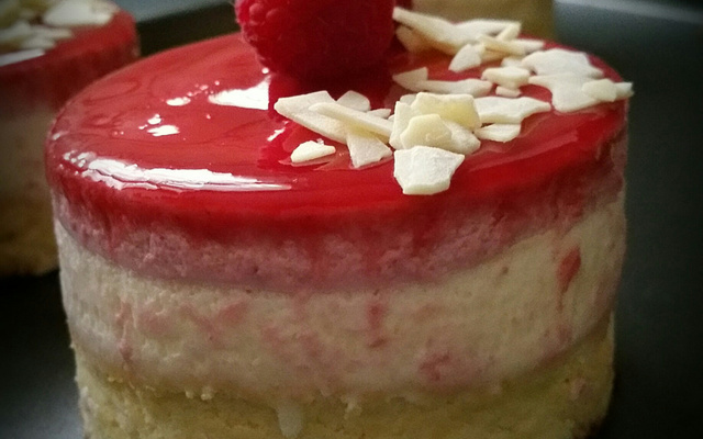 Bavarois framboise chocolat blanc noix de coco