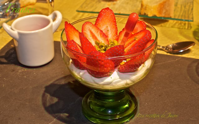 Soupe de fraises et espuma mascarpone
