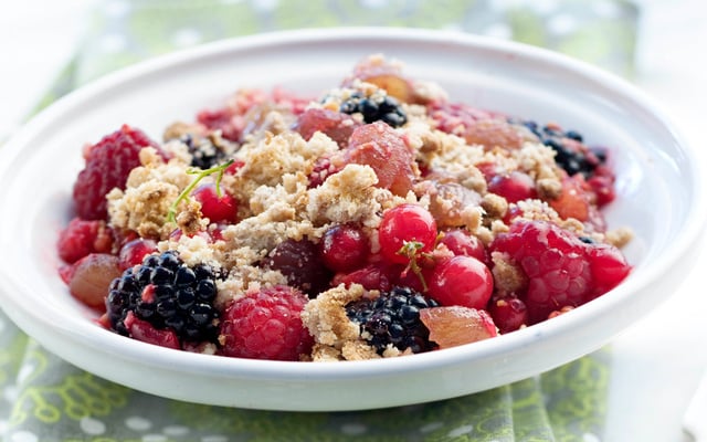Crumble fruits rouges et châtaignes confites