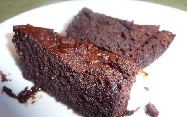 Gâteau au chocolat riche en saveurs