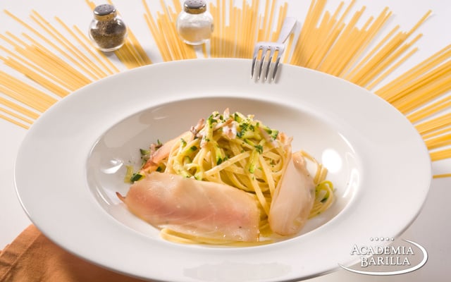 Linguine à l’espadon et courgettes