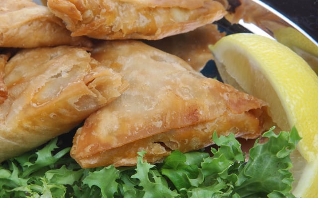 Bricks au poulet et citron confit