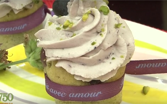 Cupcakes à la myrtille et à la pistache