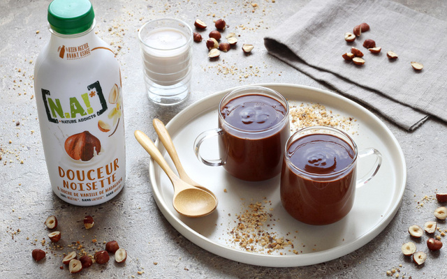 Petits pots de crème chocolat et Boisson Végétale Douceur Noisette