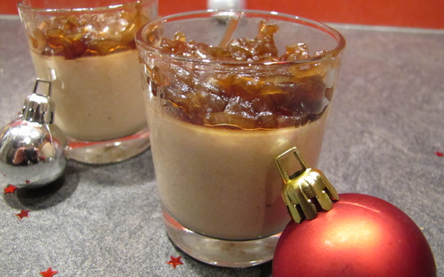 Panna cotta au foie gras et son confit d'oignons maison