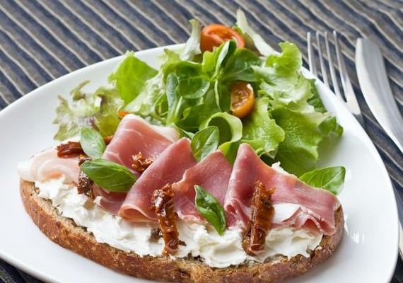 Tartine italienne au fromage à la crème Elle & Vire