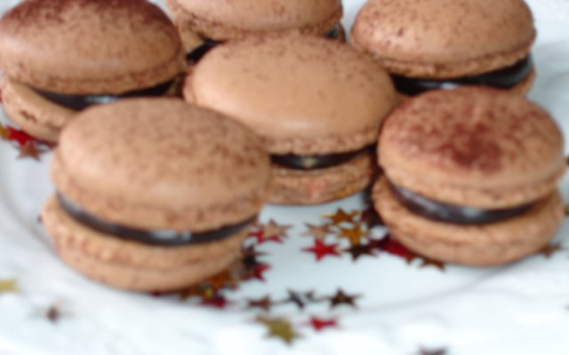 Macarons au chocolat selon P. Hermé