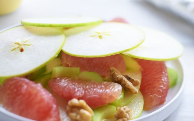 Salade Waldorf au pamplemousse de Floride