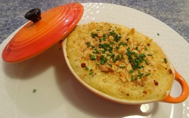 Mini-cocottes de parmentier de poissons au zeste de citron et au thym frais