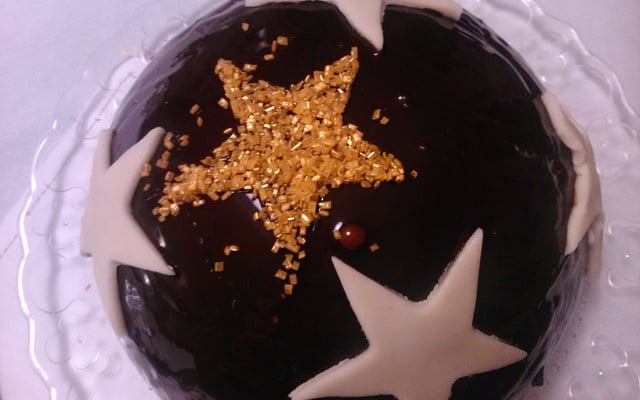 Mousse au chocolat et son insert de framboise