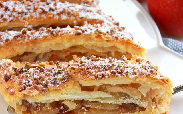 Apfelstrüdel