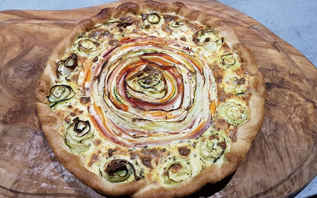Tarte spirale courgettes-carottes jambon, St Môret®
