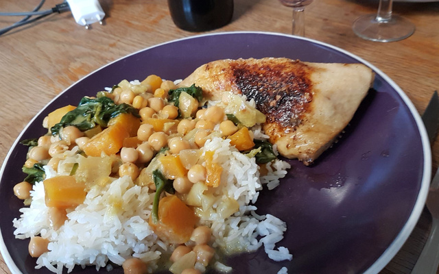 Curry végétarien à la butternut et aux pois chiches