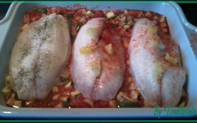 Tilapia au four sur lit de brunoise méditéranéenne sans gluten ni caséine