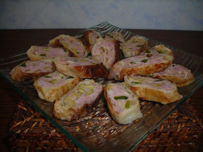 Bouchée feuille de brick, olives et amandes