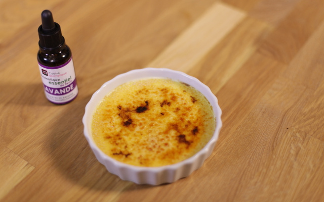 Crème brûlée à la lavande comme au restaurant
