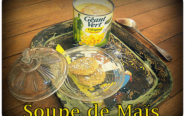 Soupe de maïs et croquette de foie gras