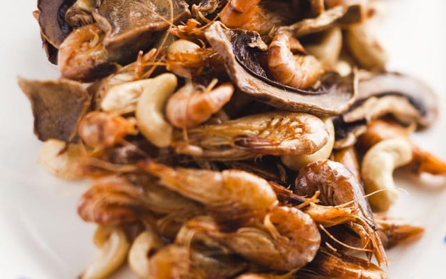 Crevettes grises, Agarics, noix de cajou