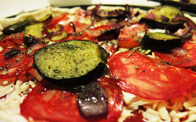 Pizza chorizo et poivrons