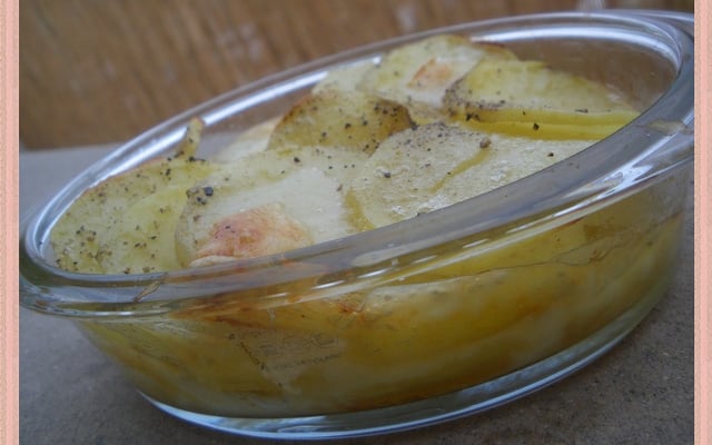Petit plat de pommes de terre au comté