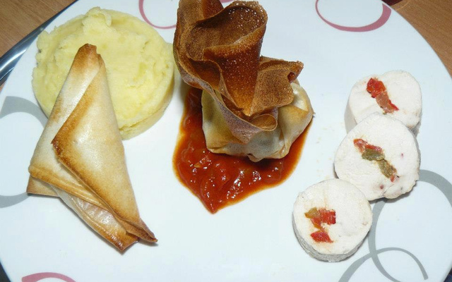 Poulet façon basquaise en mille feuilles