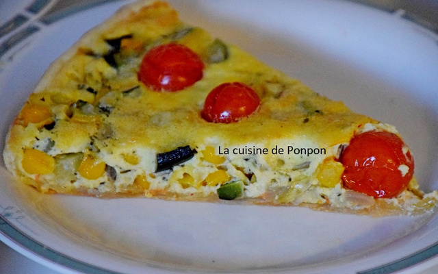 Tarte au maïs, courgette et tomates cerise