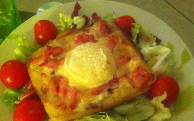 Gaufres de pommes de terre aux lardons et crottin de Chavignol