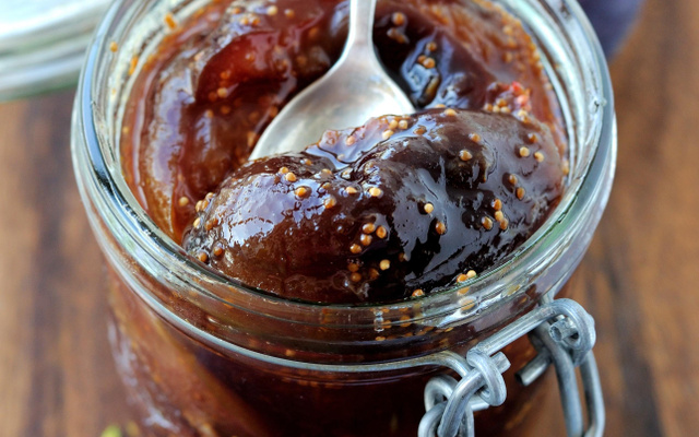 Confiture de figues à la vanille et au rhum