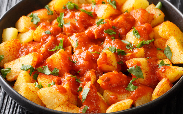 Patatas bravas