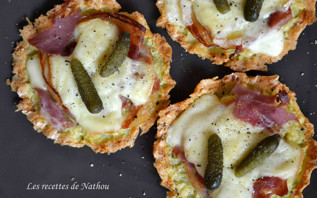 Tartelettes de pommes de terre à la coppa et au fromage                                                                                                     