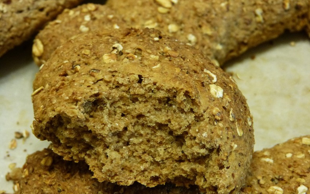 Pain à la bière, au son de blé et flocons d'avoine maison
