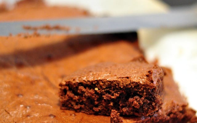 Le brownie simplissime de Trish..... Oui mais aux cacahuètes !