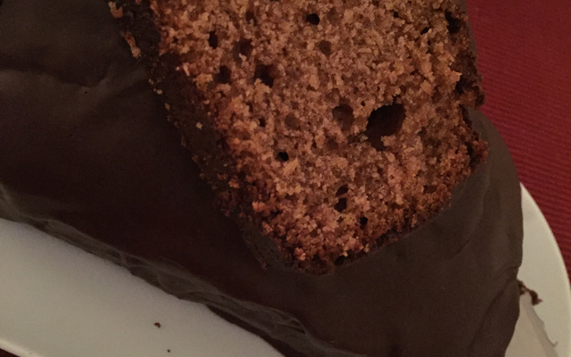 Pain d'épices au glaçage chocolaté