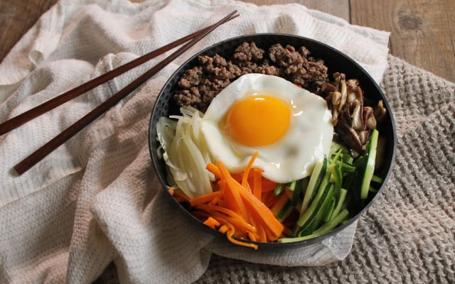 Bibimbap au bœuf haché