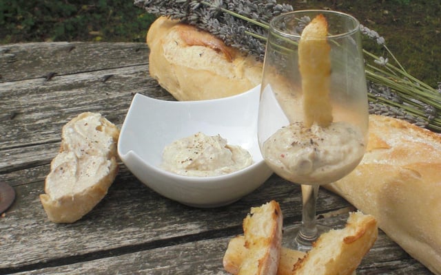 Anchoïade au chèvre