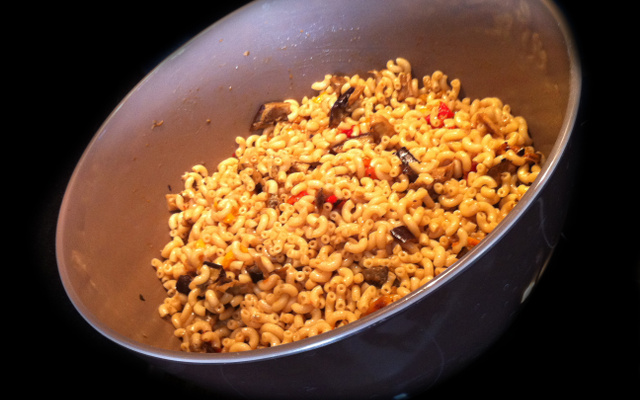 Salade de pâtes aux légumes grillés
