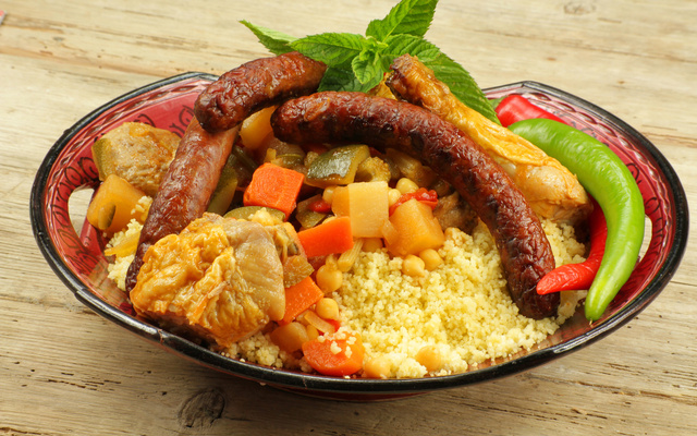 Couscous au poulet et merguez